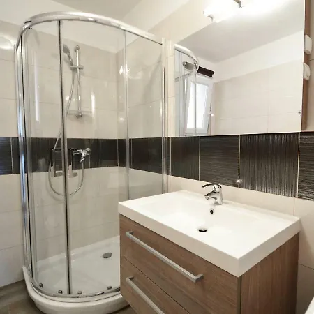 Iris-1 Apartament